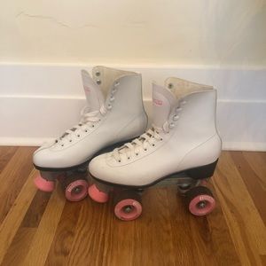 Chicago Women’s Roller Skates